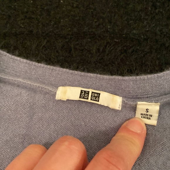 Uniqlo cashmere sweater size S - Picture 2 of 5